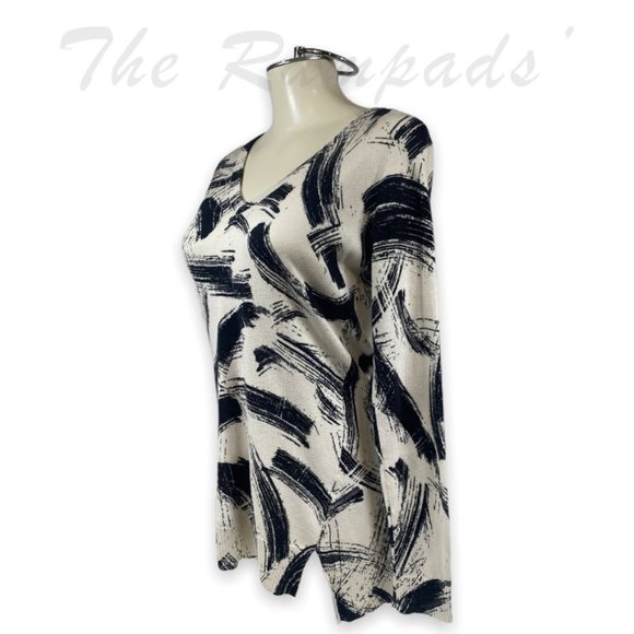 Vince Camuto Black and White Painted Abstract Pattern Long-sleeve Tunic … - Picture 2 of 8